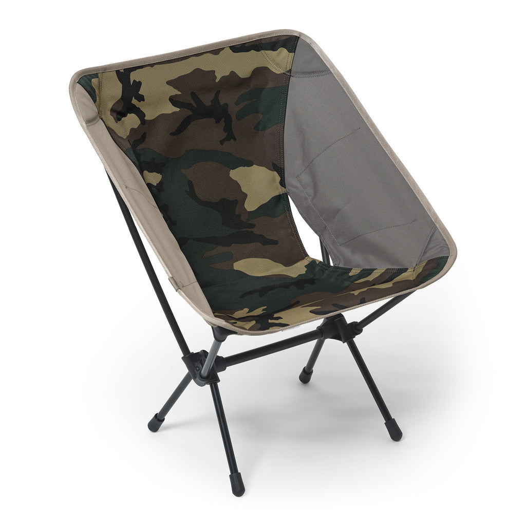 超希Helinox x Carhartt Tactical Chair 1_20c38095-0ab0-4950-b47b-